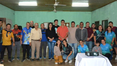El Municipio de Vedia y la Asociación de Básquet del Nordeste Chaqueño presentaron la copa "Cuna del Escudo Chaqueño"