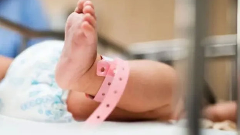 Quemaron a una beba con un bisturí eléctrico durante la cesárea