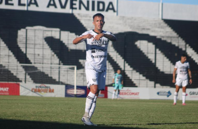 For Ever quiere levantar ante Chacarita