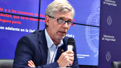 El Gobierno reasignó por decreto $25.000 millones para inteligencia y amplió gastos reservados