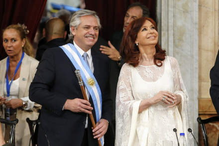 Alberto_Fernández_y_Cristina_Fernández_de_Kirchner_asunción.jpg