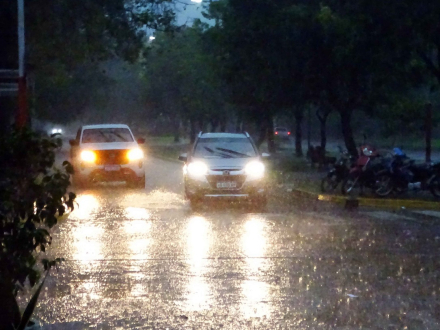 LLUVIA4.JPG