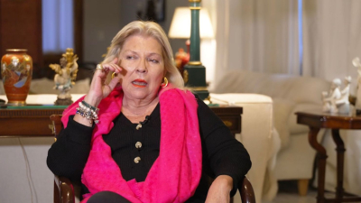 Carrió asegura que la condena a Cristina Kirchner no es "indultable"