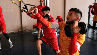 Sarmiento enfrenta a Juventud Antoniana con cuatro cambios
