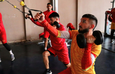 Sarmiento enfrenta a Juventud Antoniana con cuatro cambios
