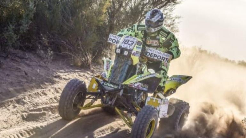 Carlos Verza sorteó las dunas y vegetación en un valioso primer puesto