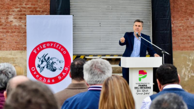 El gobernador puso en marcha el Frigorífico Caprino Chaqueño