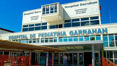 Especialistas del Garrahan separaron a dos gemelas siamesas