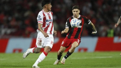 Armani fue clave en los penales y River se metió en cuartos de final