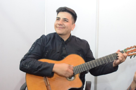 hernan árias.jpg