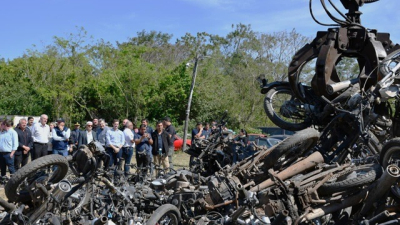 Más de 5000 motos y 600 autos esperan ser compactados en el depósito municipal