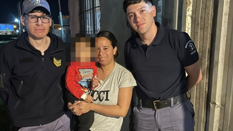 Rápida intervención policial permitió salvar la vida de un niño
