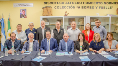 Gasoducto y dos puentes, agenda de Capitanich con rotarios
