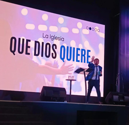 Pastor Fernando.jpg
