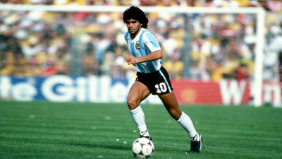 Messi y Maradona en el escenario mundial