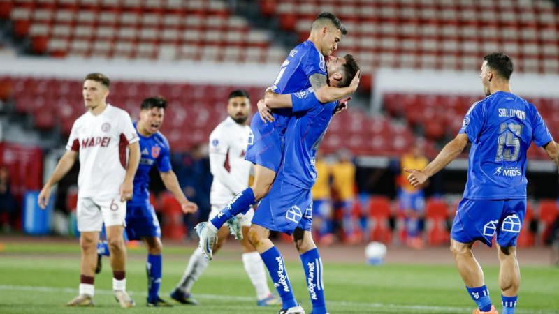 Lanús tuvo todo para ganarlo, pero la "U" de Chile lo empató al final