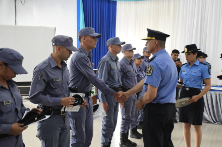 acto cursos policia (8).jpg