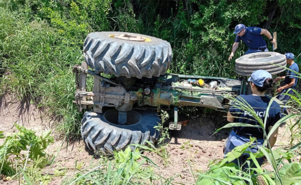 tractor.jpg