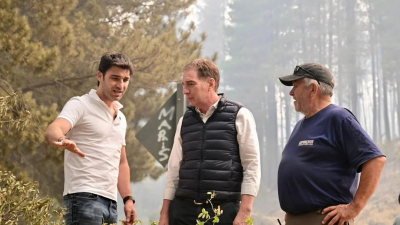 Diego Santilli e Ignacio Torres recorrieron los incendios en Chubut