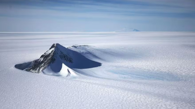 Un nuevo mapa muestra cómo es la Antártida bajo los 2000 metros de hielo que la cubren