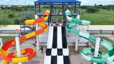 El Parque Acuático "17 de Octubre" se llenó de familias