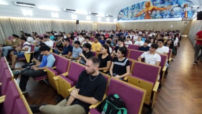 Más de 3.000 ingresantes iniciaron el Ciclo Lectivo 2026 en la Facultad de Derecho