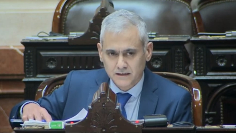"Estamos sentando las bases para que el sector privado vuelva a generar empleo"