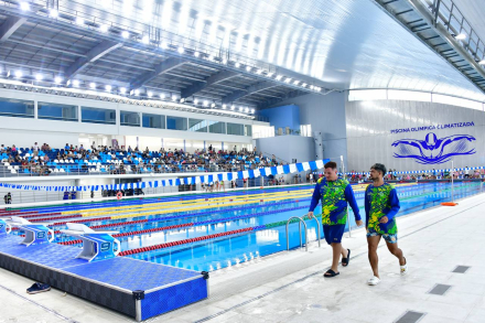 Encuentro de Natacion-.jpg