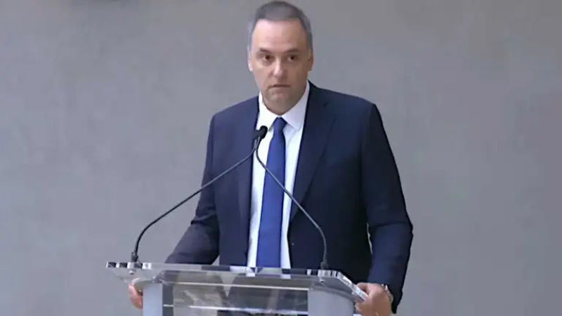 Manuel Adorni y el escándalo por el viaje de su esposa: "Fue una pésima decisión"