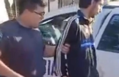 Detuvieron a un hombre que filmaba alumnos de una escuela
