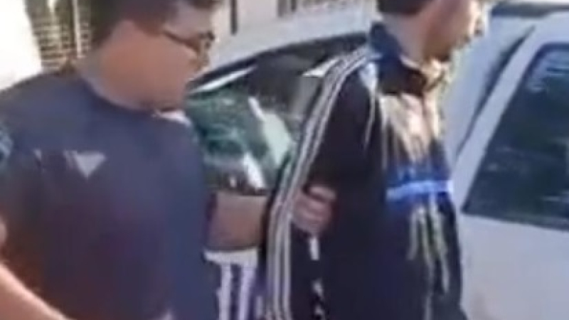 Detuvieron a un hombre que filmaba alumnos de una escuela