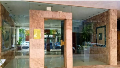 Revelan que Adorni compró un departamento en Caballito por USD 230 mil y le prestaron casi el 90% dos jubiladas