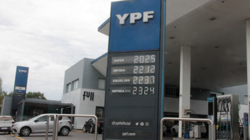 Marzo marcó el mayor aumento de combustibles y ahora hay una pausa de 45 días sin cambios