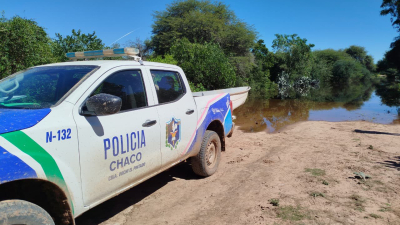 La policía del Chaco refuerza la asistencia en zonas anegadas del Impenetrable