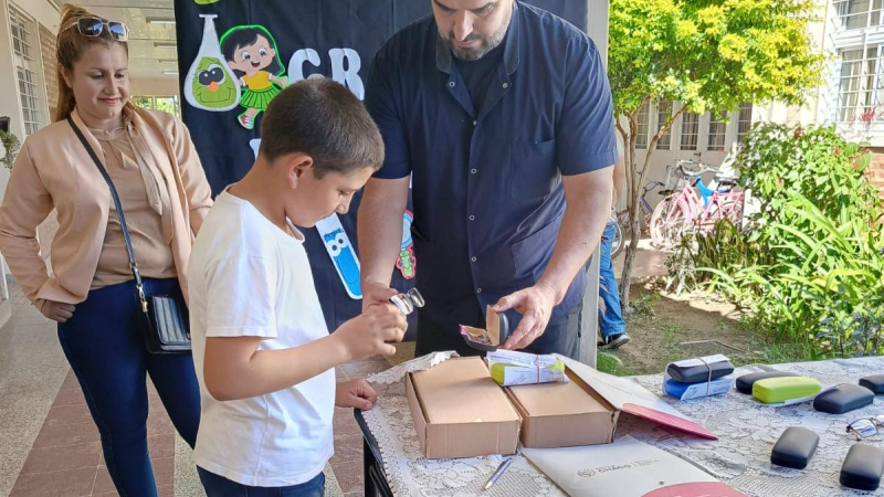 Más de 260 alumnos fueron atendidos y 100 recibieron anteojos en un operativo en Pampa del Indio