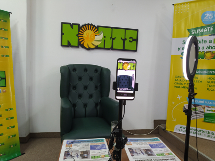 Todo listo para una entrevista en el segundo salón que ocupó NORTE Play..jpg