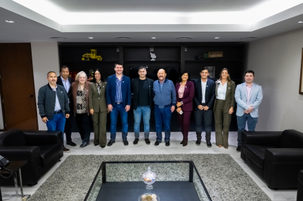 Insfran con la nueva comision de ciencias economicas (2)
