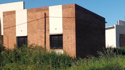 Un juez falló a favor de los adjudicatarios de las 238 Viviendas