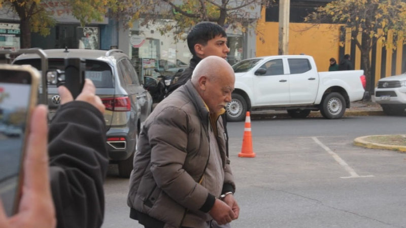 Se complica la situación del pastor acusado de abuso y grooming