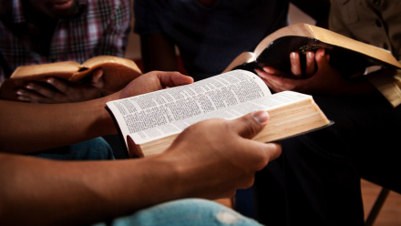 juventud-proposito-lectura-biblia-fe-esperanza-transformacion-juvenil-valores-cristianos-REMAR-ONG-jovenes-cristianos-educacion-principios-crecer-fe-4