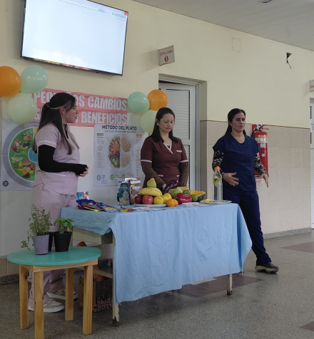 Charla nutrición y alimentación saludable Cs María Luisa Espinoza (2)