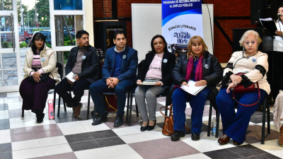 Distinguieron a los empleados públicos que forman parte del concurso literario "Letras del Viento Norte"