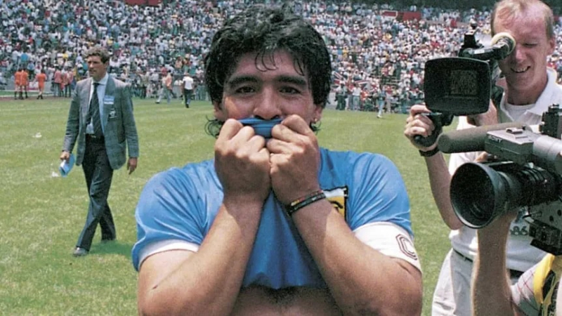 Argentina - Inglaterra, el partido que Maradona inventó dos veces