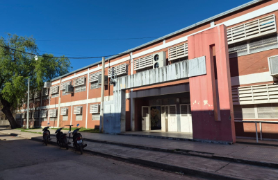 Cuestionan padrón difundido por directivos de una escuela de gestión comunitaria