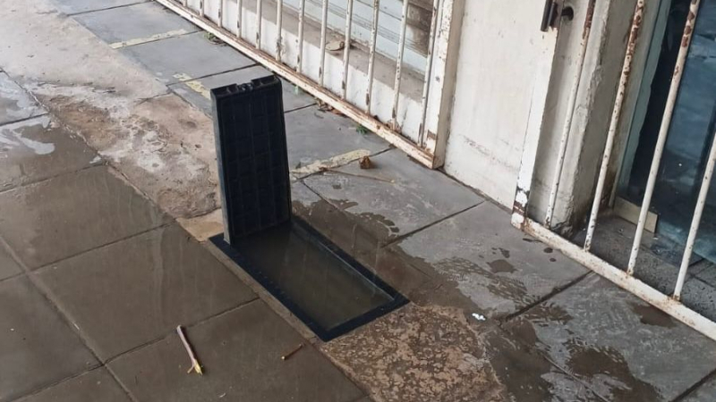 Antes se llevaban los medidores, ahora vandalizan las llaves de paso