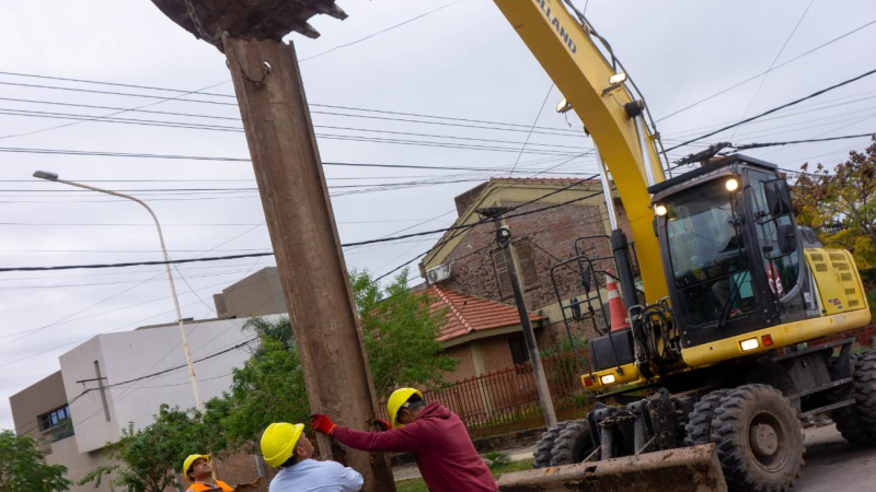 El municipio saenzpeñense realiza el recambio de cañerías del sistema cloacal