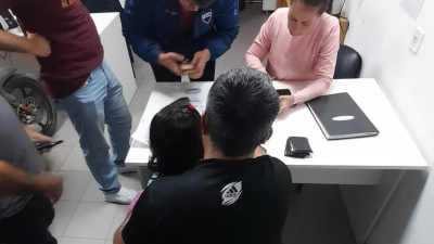 Encontraron sana y salva a la niña de dos años buscada por la Justicia paraguaya