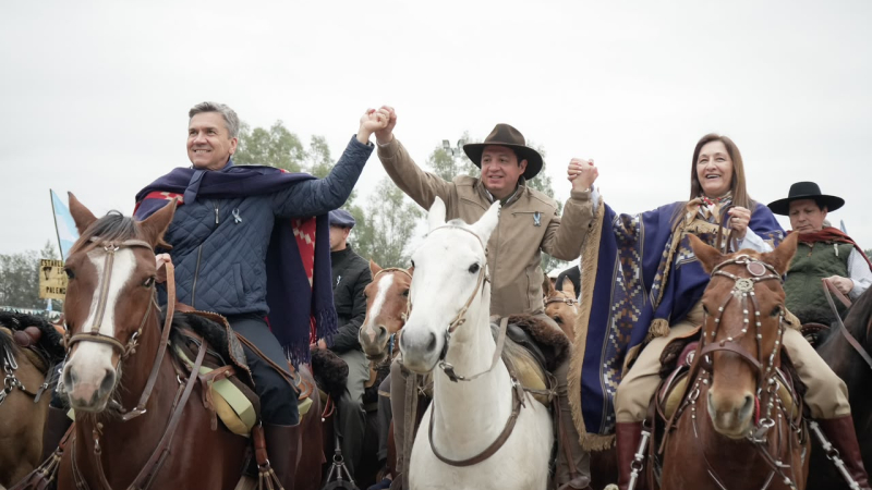 Zdero participó en la fiesta regional del locro y la argentinidad