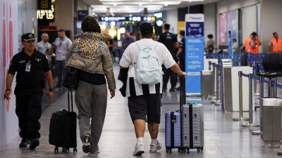 En junio cayó 22% la cantidad de argentinos que viajaron al exterior