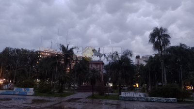 Tormentas fuertes sobre el Chaco: rige una alerta amarilla y anticipan descenso de la temperatura